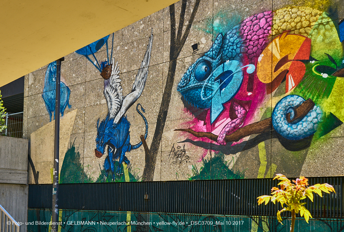 21.03.2017 - Abrissbaustelle Quiddezentrum in Neuperlach